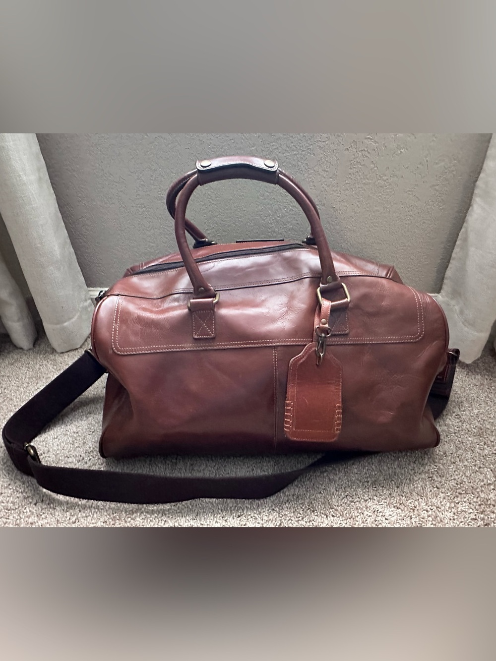 Fossil 54 | Men's Leather Weekender Duffel Bag - Picture 2 of 8